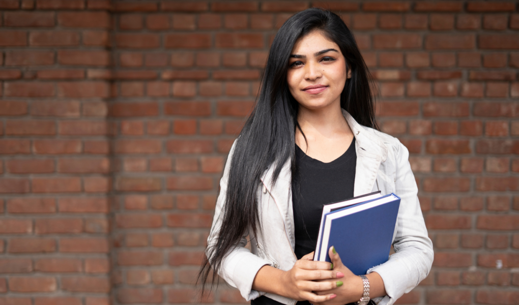 benefits of saving money for students